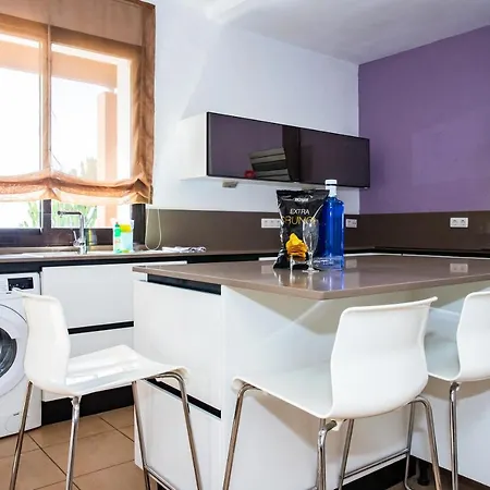Eslanzarote Longa, Super Wifi, Heated Pool, Sat Tv Vila *
