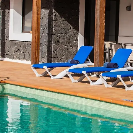 Vila Eslanzarote Longa, Super Wifi, Heated Pool, Sat Tv Yaiza (Lanzarote)