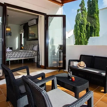 Eslanzarote Longa, Super Wifi, Heated Pool, Sat Tv וילה יאיזה