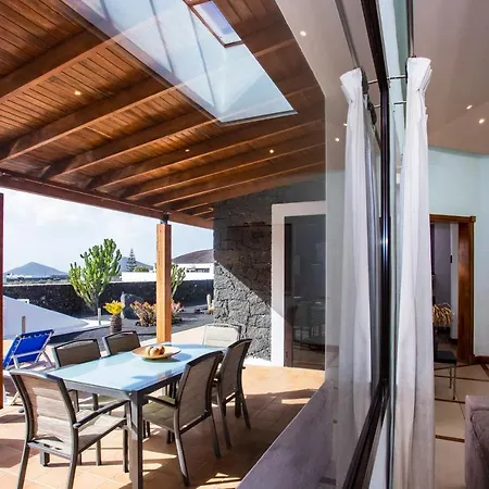 Eslanzarote Longa, Super Wifi, Heated Pool, Sat Tv Βίλα